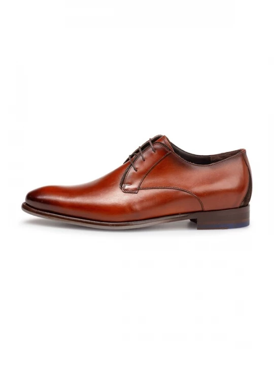 Foto van product Floris van Bommel Veterschoen 'De Stapper 66' cognac