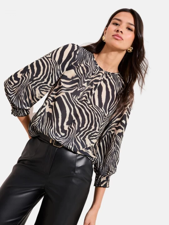 Foto van product Friends Like These Blouse beige / zwart