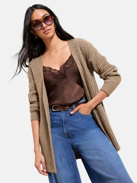 Foto van product Friends Like These Gebreid vest donkerbeige