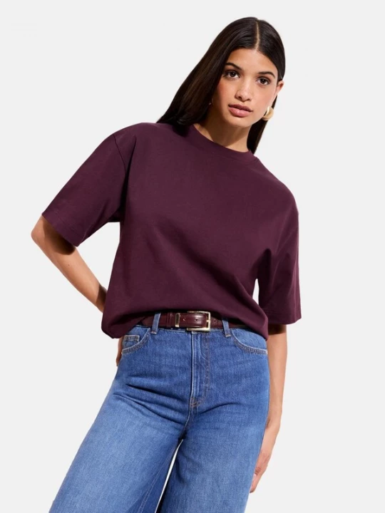 Foto van product Friends Like These Shirt bourgogne