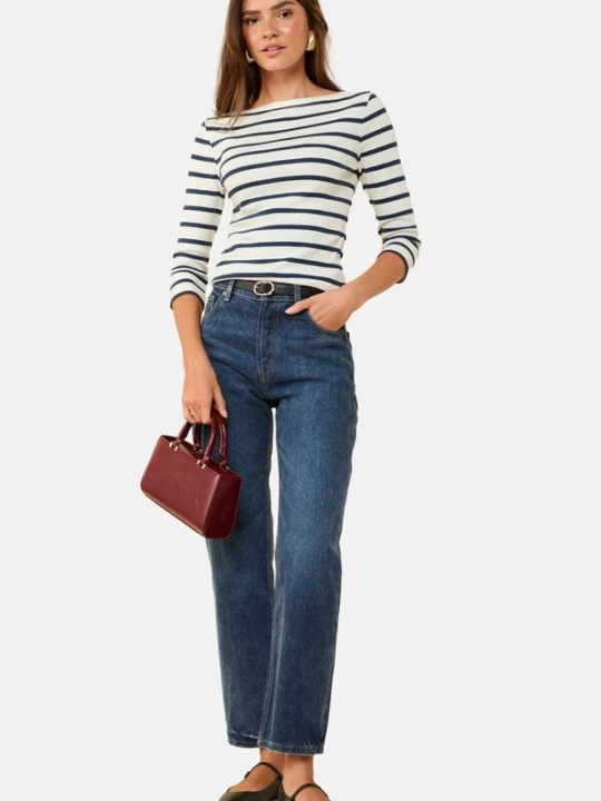 Foto van product Friends Like These Shirt ecru / navy