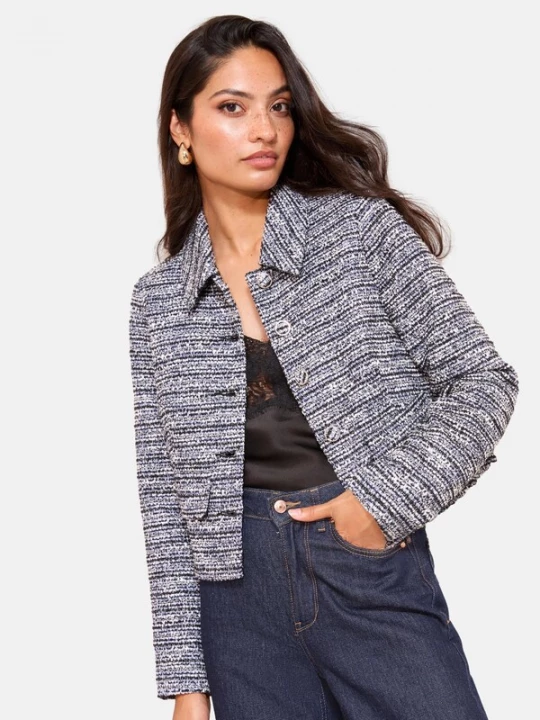 Foto van product Friends Like These Tussenjas 'Boucle Trophy' violetblauw / zwart / wit