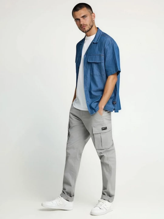Foto van product Funky Buddha Cargobroek 'Das Wichtigste' grijs