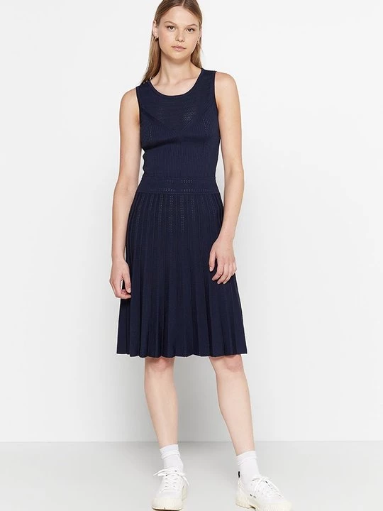 Foto van product Gebreide jurk MARCIANO BY GUESS blauw