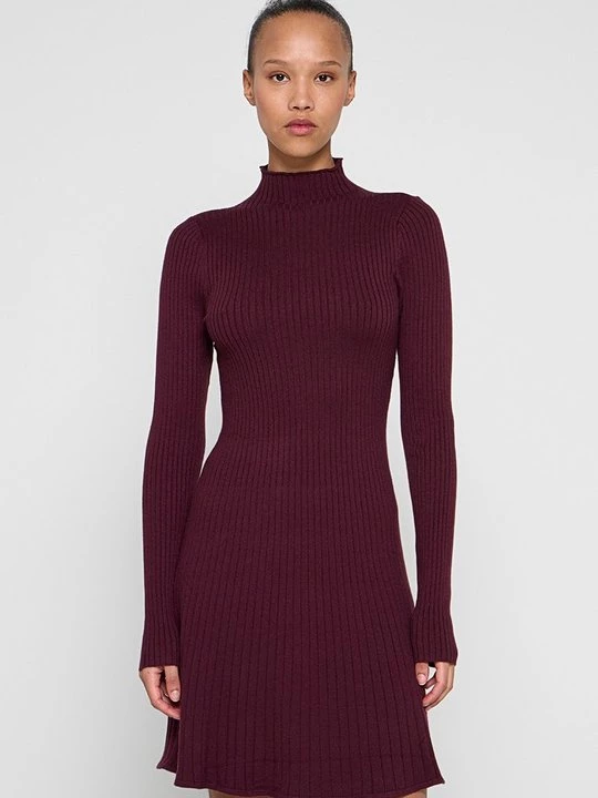 Foto van product Gebreide jurk Vero Moda bordeauxrood