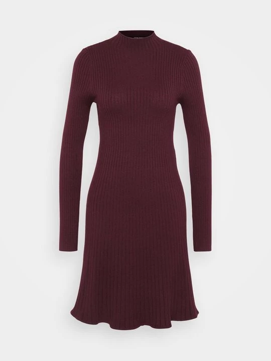 Foto van product Gebreide jurk Vero Moda bordeauxrood