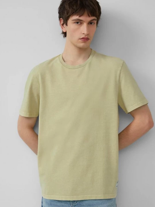 Foto van product Gelijkgewassen basic T-shirt van zachte zware jersey QS olijfgroen