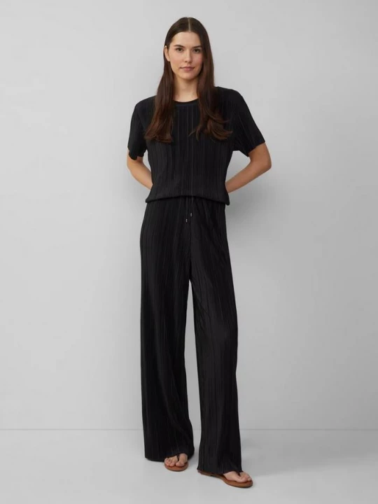 Foto van product Geplisseerd broek met wijde pijpen en relaxed fit s.Oliver zwart