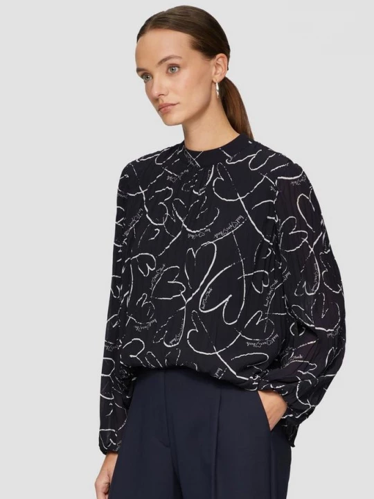 Foto van product Geplooide chiffon blouse met hartjesprint s.Oliver blauw