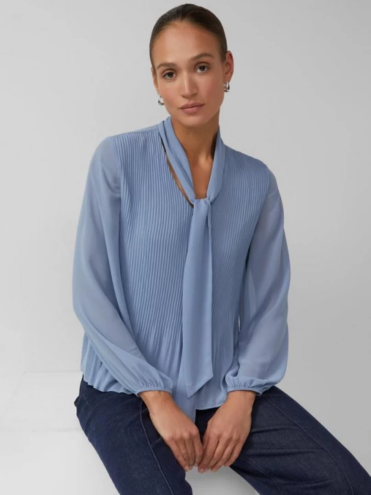 Foto van product Geplooide regular fit blouse met opstaande kraag en striklint s.Oliver blauw