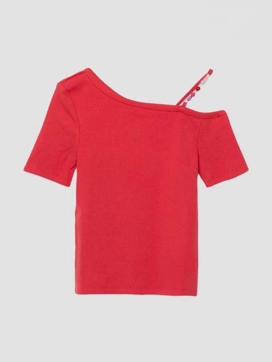 Foto van product Geribd shirt met asymmetrische halslijn en juwelenkralen s.Oliver rood