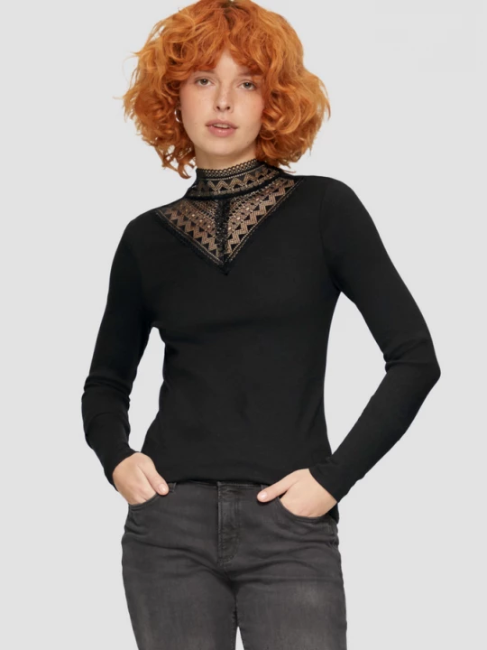 Foto van product Geribd shirt met kanten inzetstuk en opstaande kraag QS zwart
