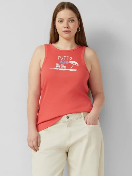 Foto van product geribde tanktop met print QS rood