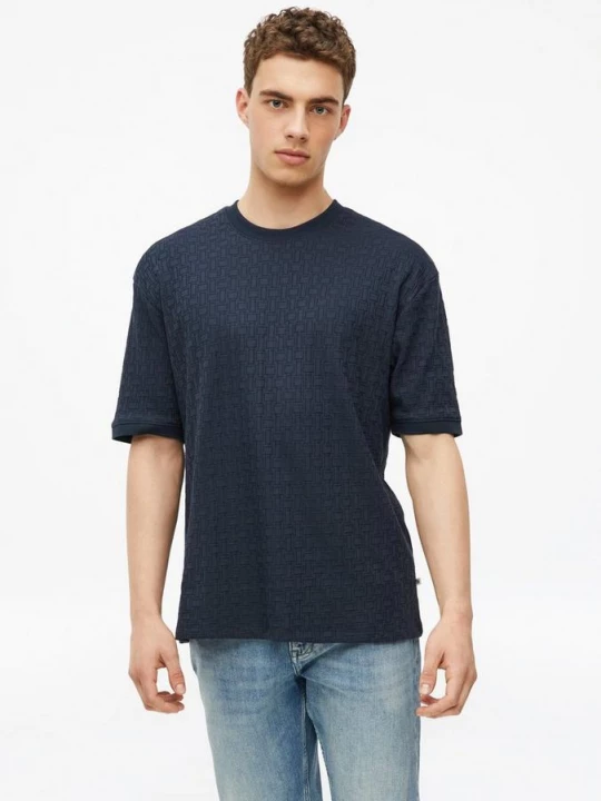 Foto van product Gestructureerd jacquard T-shirt in een moderne pasvorm s.Oliver blauw