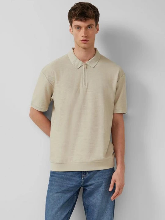 Foto van product Gestructureerd poloshirt met ritssluiting in een moderne pasvorm s.Oliver beżowy