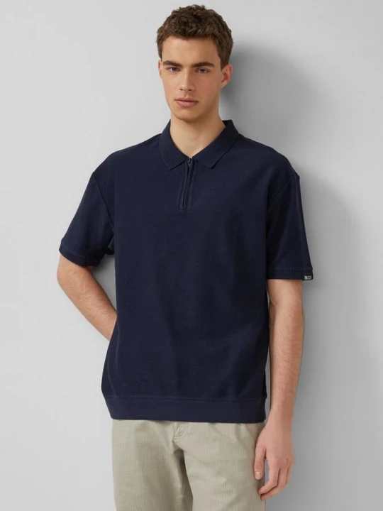 Foto van product Gestructureerd poloshirt met ritssluiting in een moderne pasvorm s.Oliver blauw