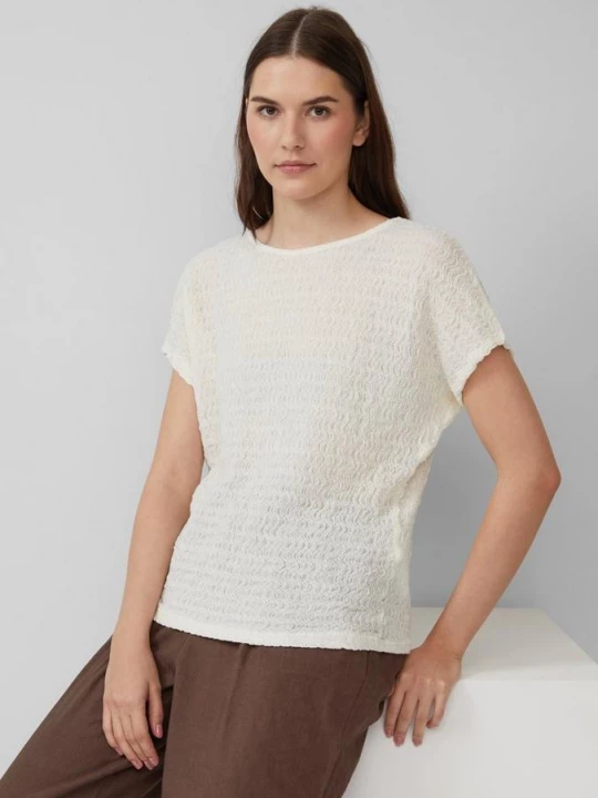Foto van product Gestructureerd T-shirt van een katoenmix met een relaxed fit s.Oliver crème