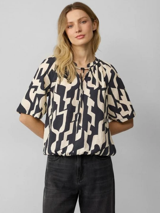 Foto van product Gestructureerde blouse met halve mouwen in een O-vorm s.Oliver