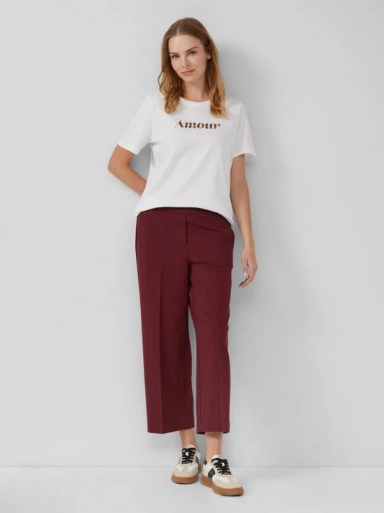 Foto van product Gestructureerde broek met elastische tailleband s.Oliver rood