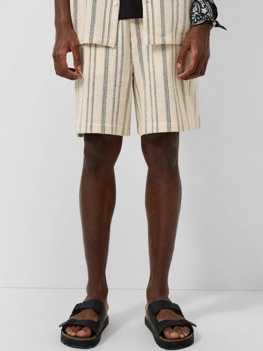 Foto van product Gestructureerde joggershorts QS crème