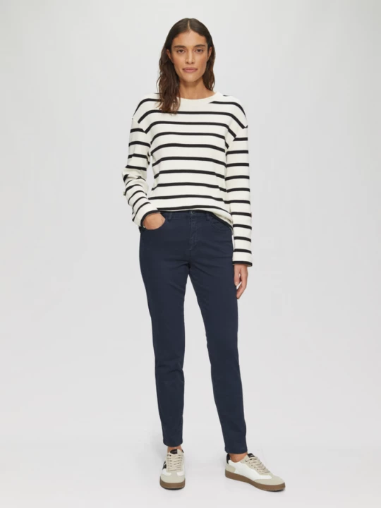 Foto van product Gewassen broek in een slim fit van katoensatijn s.Oliver blauw