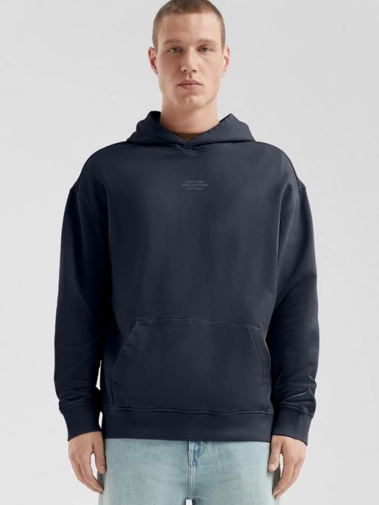 Foto van product Gewassen hoodie met kleine print op de voorkant QS blauw