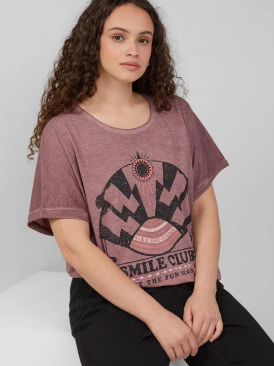 Foto van product Gewassen T-shirt met print op de voorkant QS
