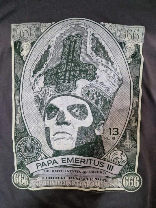 Foto van product Ghost Shirt 'Ghost Papa Emetirus III T-Shirt' grijs