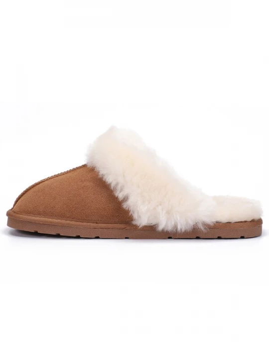 Foto van product Gooce Huisschoenen 'Emeline' kastanjebruin / wolwit