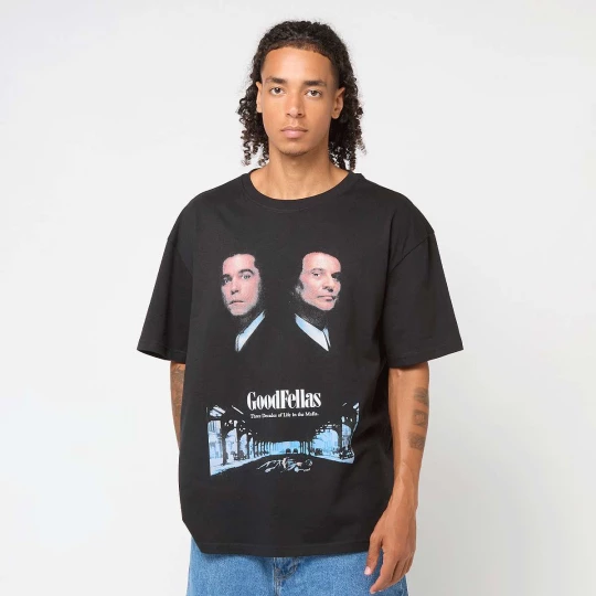 Foto van product Goodfellas Poster Lightweight Oversize Tee Mister Tee zwart