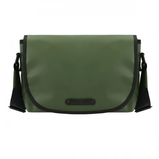 Foto van product GREENBURRY Schoudertas 'Upcycled Tarpaulin' groen