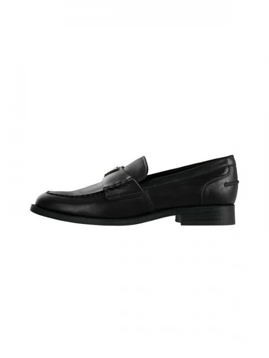 Foto van product GUESS Instappers 'BELISO' zwart