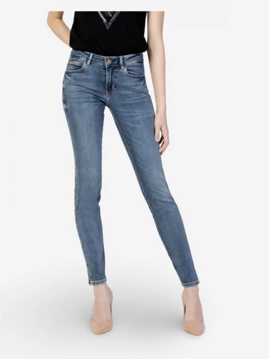 Foto van product GUESS Jeans 'CURVE X W2YAJ2D4Q02' blauw denim