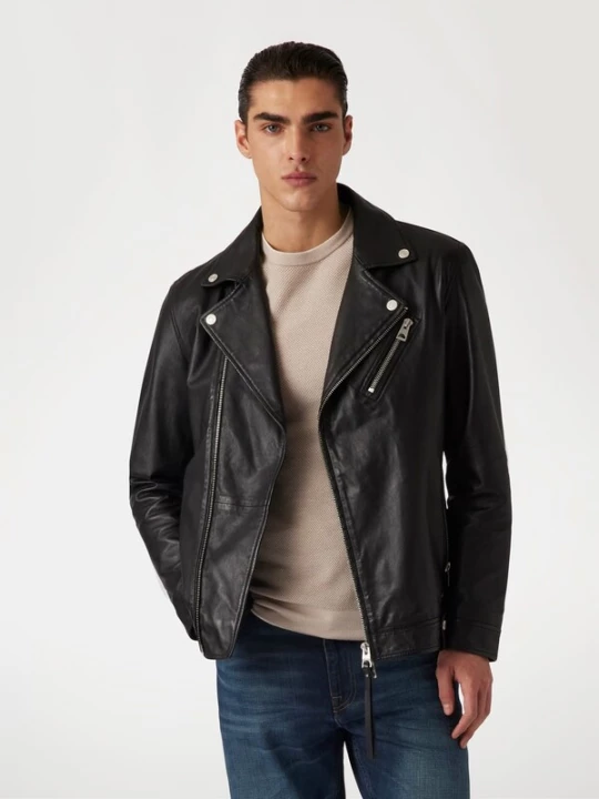 Foto van product GUESS Tussenjas zwart