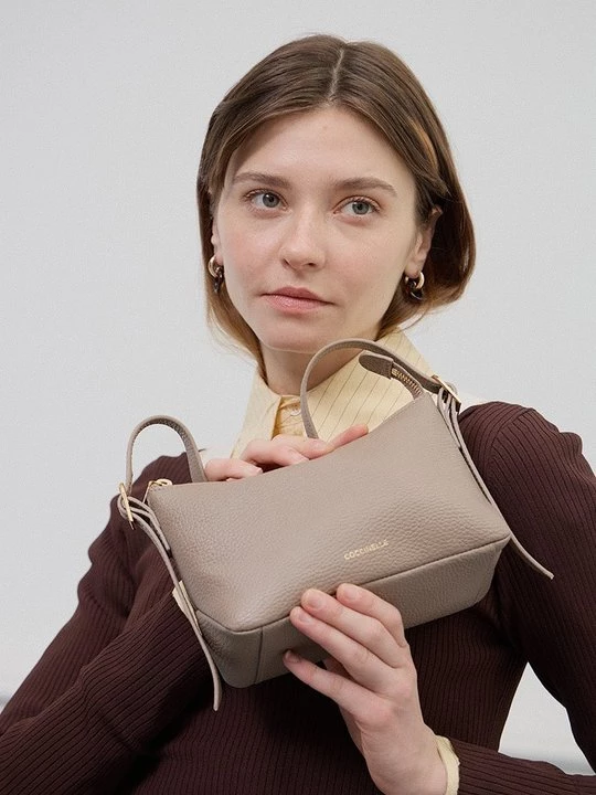 Foto van product Handtas Coccinelle taupe