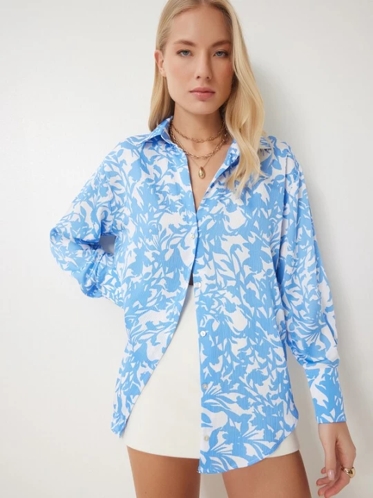 Foto van product Happiness İstanbul Blouse crème / lichtblauw Happiness Istanbul