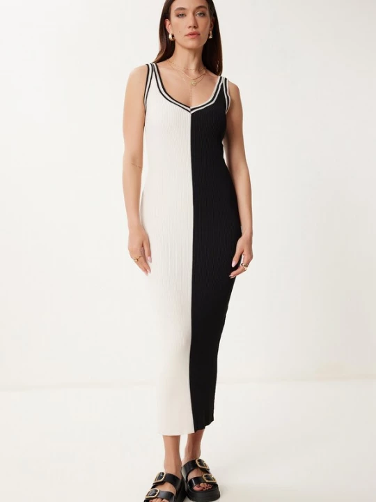 Foto van product Happiness İstanbul Gebreide jurk zwart / wit Happiness Istanbul