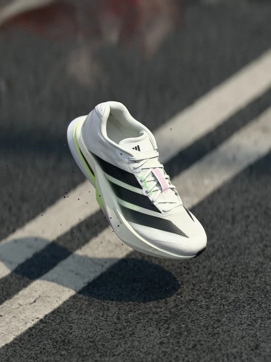 Foto van product Hardloopschoenen voor op de weg Adidas wit