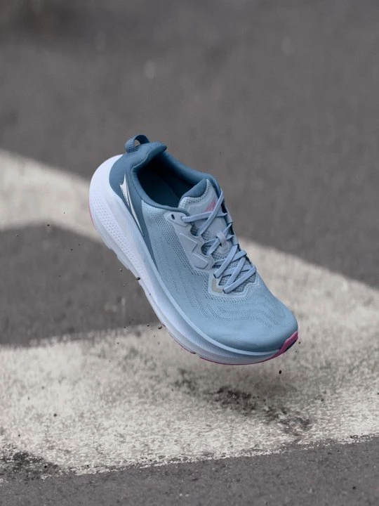 Foto van product Hardloopschoenen voor op de weg Altra lichtblauw