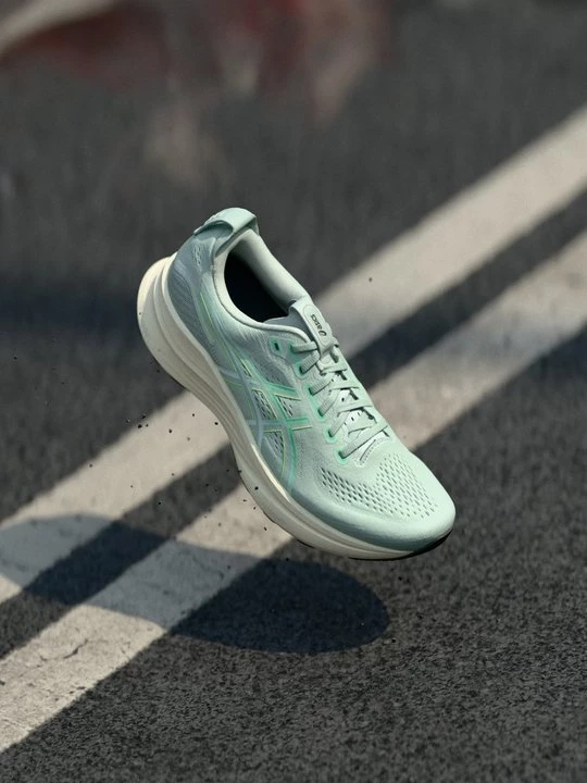 Foto van product Hardloopschoenen voor op de weg Asics blauw