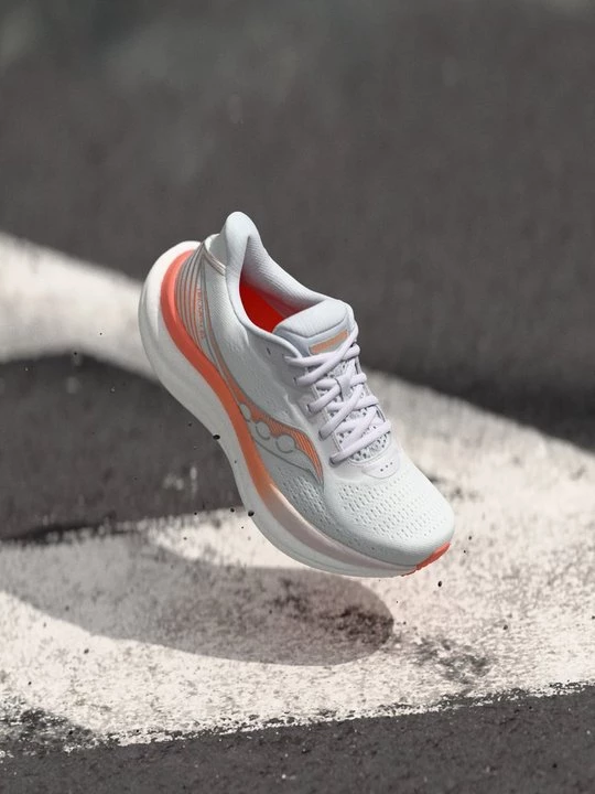 Foto van product Hardloopschoenen voor op de weg Saucony wit