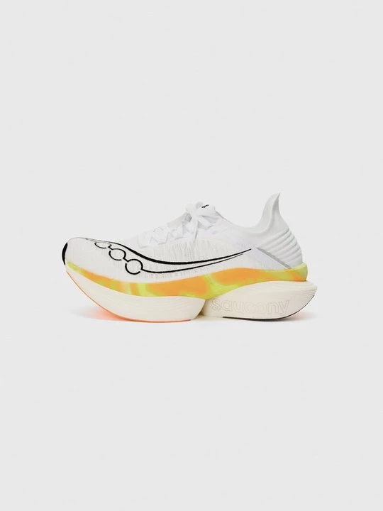 Foto van product Hardloopschoenen voor op de weg Saucony wit