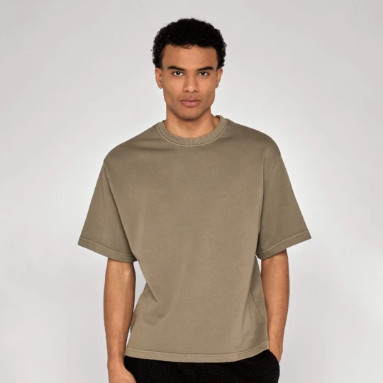 Foto van product Heavy Washed Boxy Tee Urban Classics groen