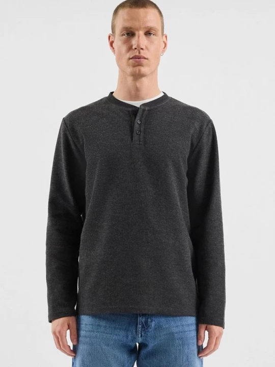 Foto van product Henley longsleeve met textuur QS zwart