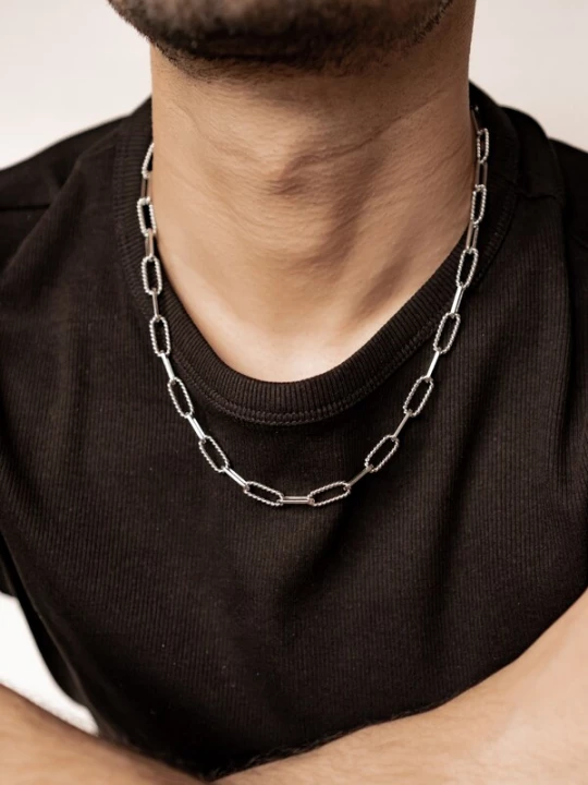 Foto van product Hey Happiness Ketting 'Edge Twist' zilver