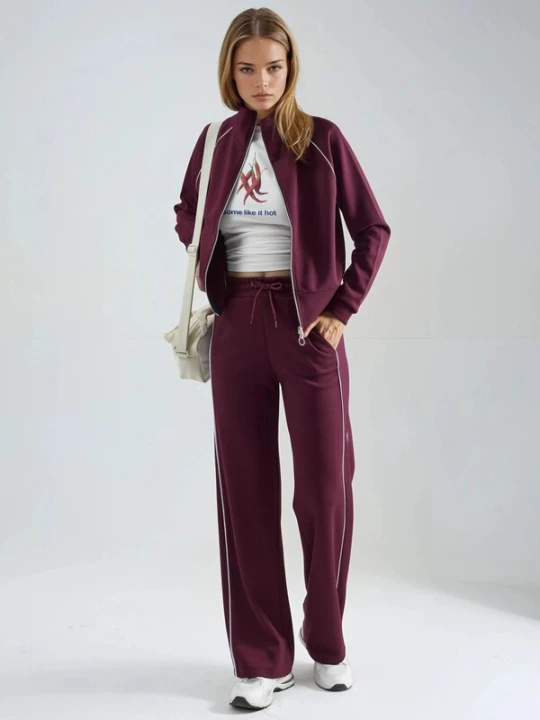 Foto van product Hiccup Joggingpak bourgogne / wit