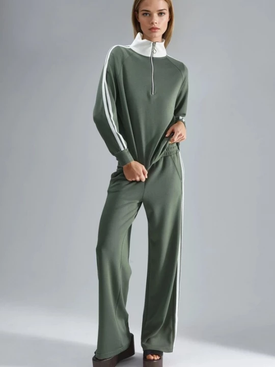 Foto van product Hiccup Joggingpak jade groen / wit