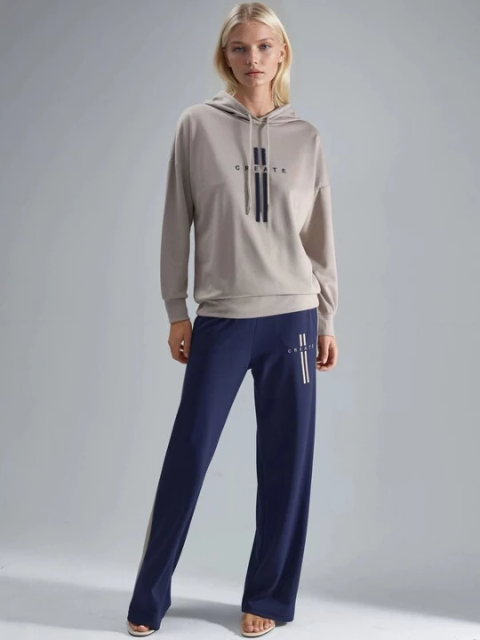 Foto van product Hiccup Joggingpak marine / mokka