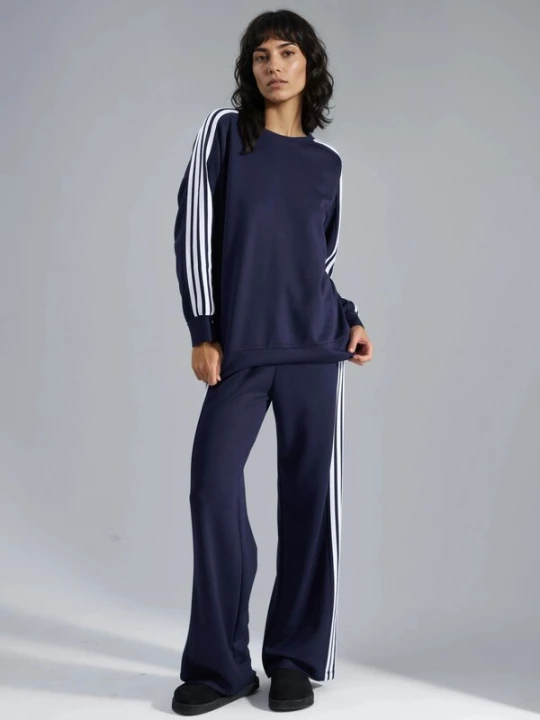 Foto van product Hiccup Joggingpak marine / wit