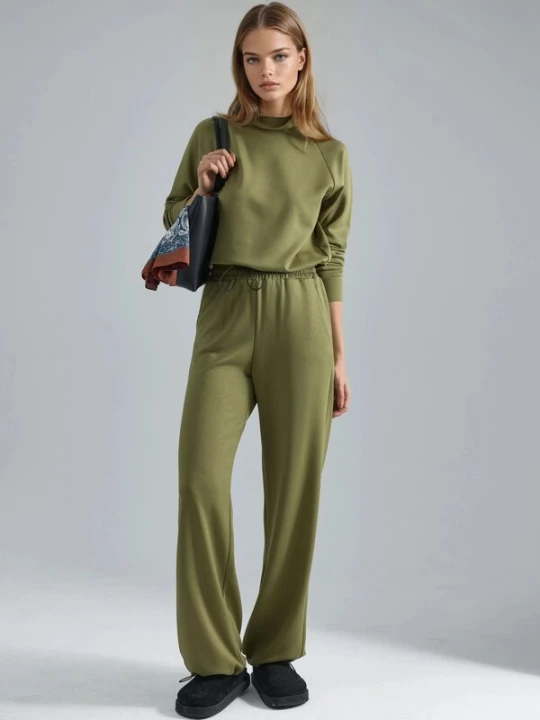 Foto van product Hiccup Joggingpak olijfgroen